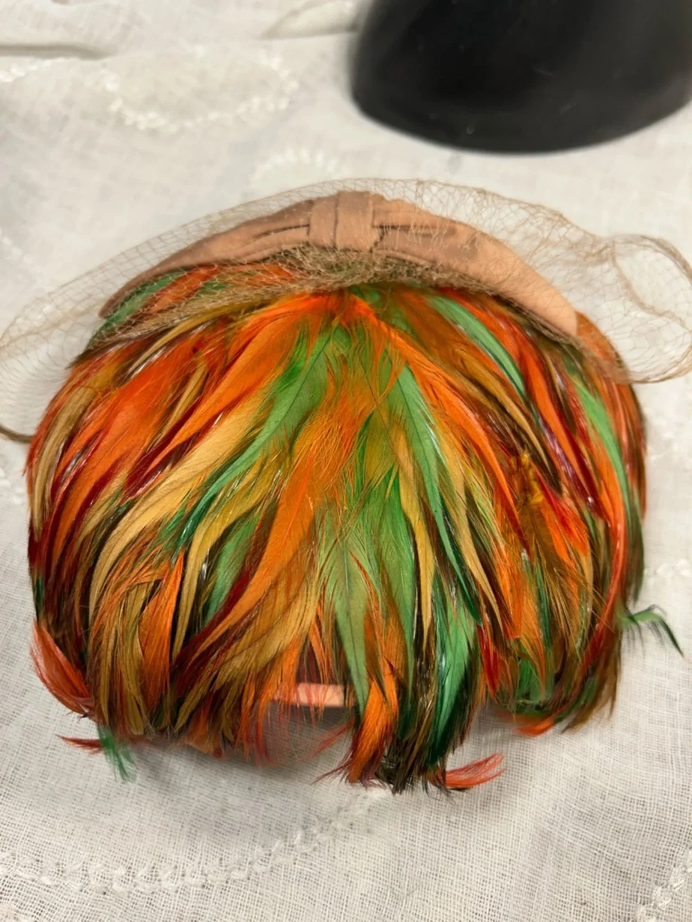 Vintage feather and bow headpiece halo piece - Picture 6 of 9